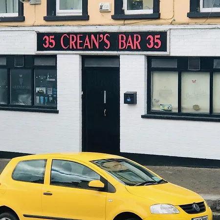 Charming, Modern Masonette In Heart Of River Town ファーモイ