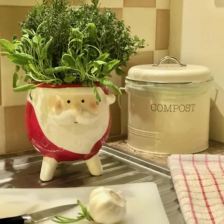 Charming, Modern Masonette In Heart Of River Town Apartment Fermoy