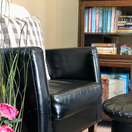 Apartment Charming, Modern Masonette In Heart Of River Town Fermoy