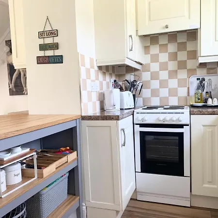 Charming, Modern Masonette In Heart Of River Town * Fermoy