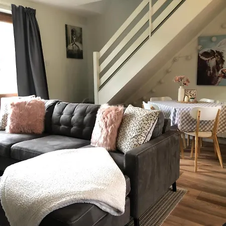 Charming, Modern Masonette In Heart Of River Town Appartement Fermoy