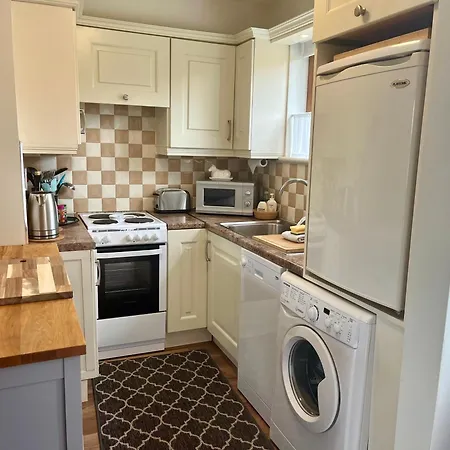 Charming, Modern Masonette In Heart Of River Town * Фермой